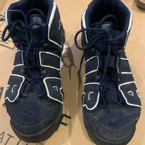 Nike air more uptempo